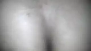 جنس مطبخ عنيف: سمراء ذات صدر كبير تُضاجع بقوة