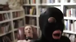 صاحب الشقة يدخل فرج المستأجرة لتأخر الإيجار