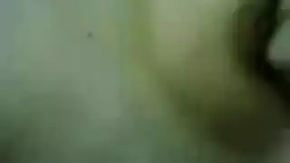 محجبة عربية تطلع بزازها يقفش ويرضع فيهم