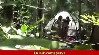 ثلاثية سحاقية ساخنة لعق فرج ومص حلمات إباحية