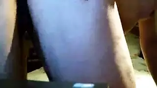 حفلة جنس صريح مع عاهرة مثيرة