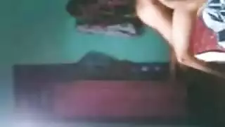 مراهقتان ألمانيتان مثيرتان في فيلم إباحي هاوي خام